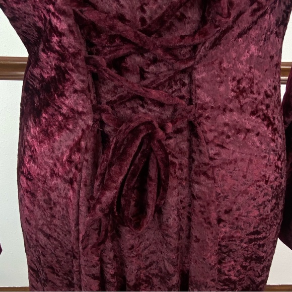 Vintage woman’s Brett Alixander maroon velvet dress size 12 - Picture 6 of 6